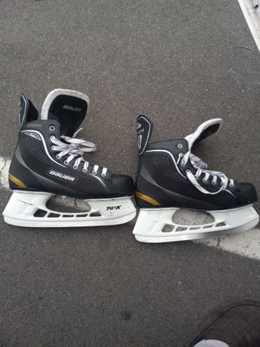 Used Bauer Supreme One20 Hockey Skates Regular Width size 9