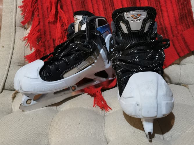 Senior Used CCM Vector 4.0 Hockey Goalie Skates - Size 9D