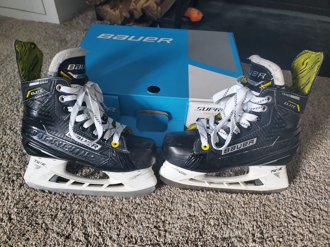 Junior Used Bauer Supreme Elite Hockey Skates Regular Width Size 1.5