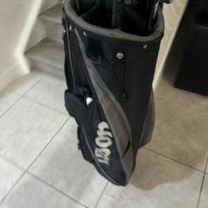 Wilson Golf Cart Bag with club dividers , rain cover and shoulder strap