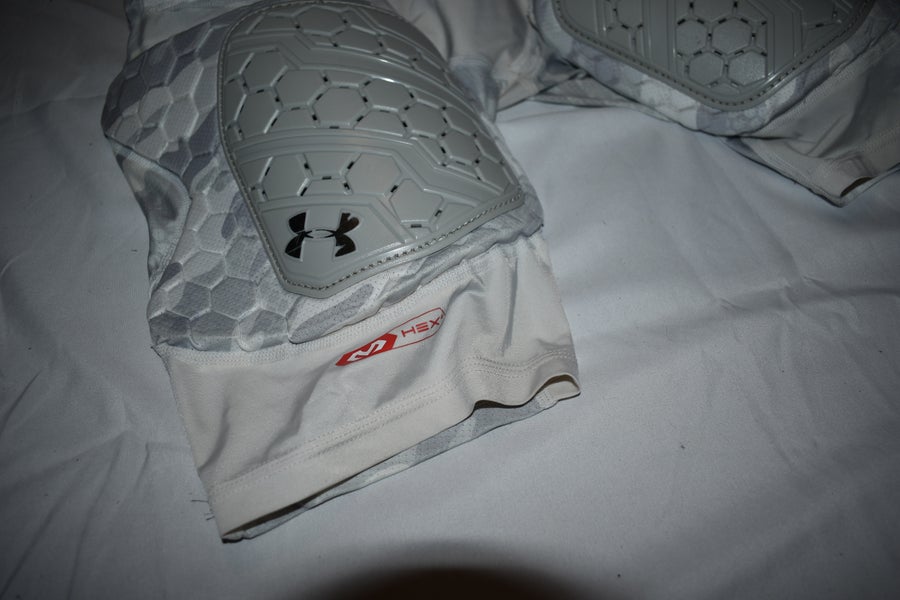 Under Armour Compression HeatGear 5 Pad Hex Girdle with Cup Pocket, White Camo, Adult Medium