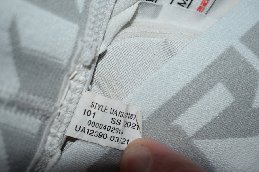 Under Armour Compression HeatGear 5 Pad Hex Girdle with Cup Pocket, White Camo, Adult Medium