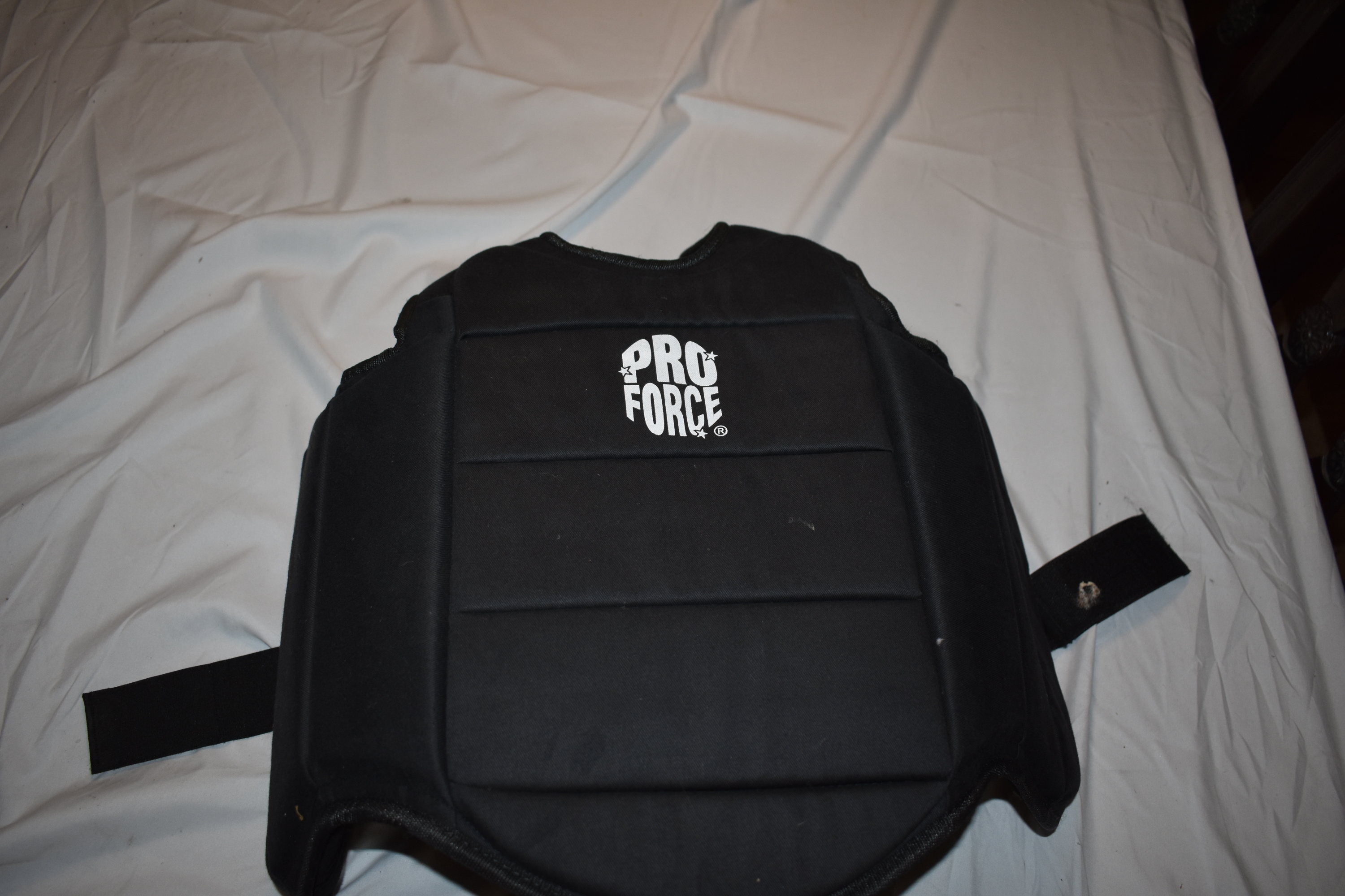 Pro Force Martial Arts Sparring Chest Protector, Black, Youth - Good Condition!