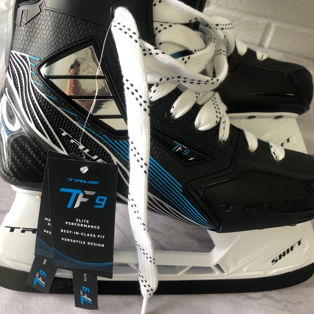 NEW True TF9 size 4R hockey skates