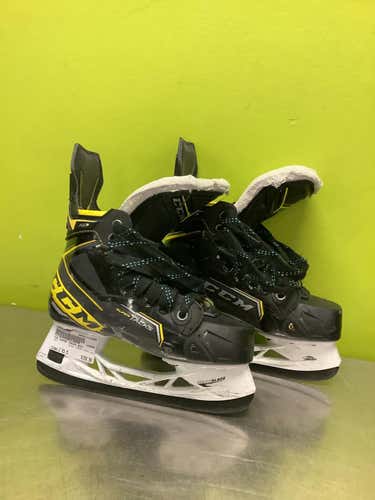 Used Ccm Super Tacks As3 Junior 03.5 Ice Hockey Skates