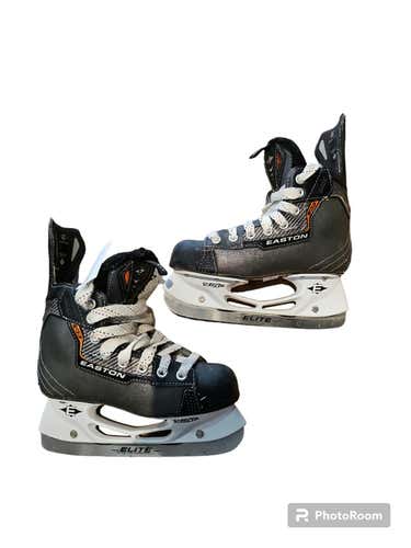 Used Easton Eq3 Junior 02.5 Ice Hockey Skates