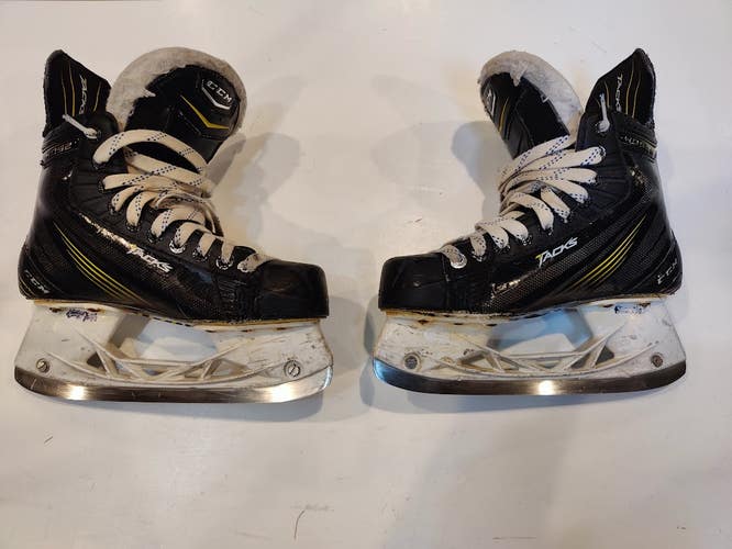 CCM Tacks 4052 Hockey Skates Juniors Regular Width Size 4