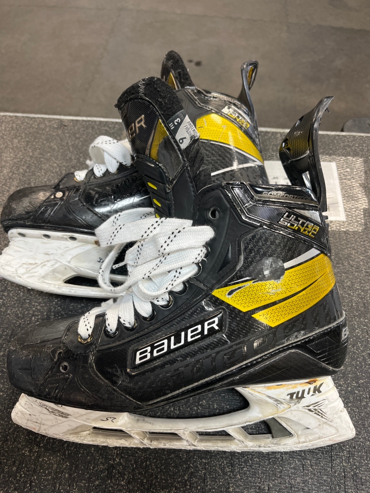 Bauer Supreme UltraSonic Hockey Skates 9 Fit 3