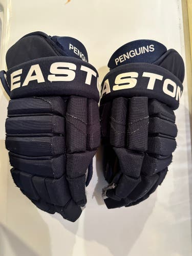 Pro Stock Easton Pro 4 Roll 14” Gloves (Pens Winter Classic)