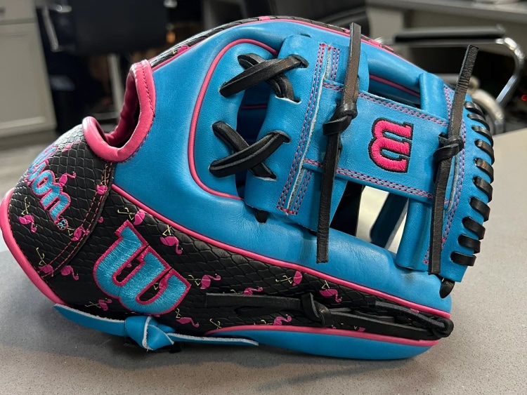 NEW March 2024 GOTM - Wilson A2000 Baseball Glove 11.5" - Pink Flamingo