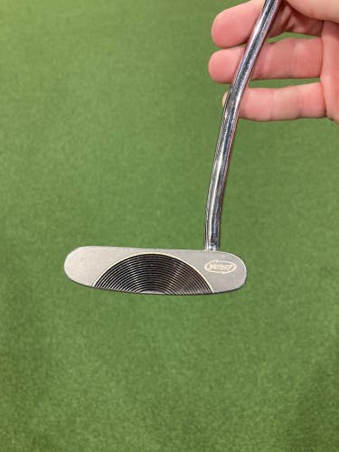 Used Yes! Right Handed Marilyn Putter 35"