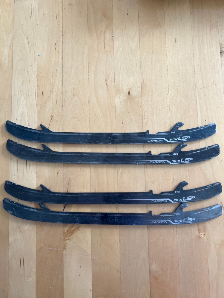 2 Pairs Of Used LS5 Carbon Steels