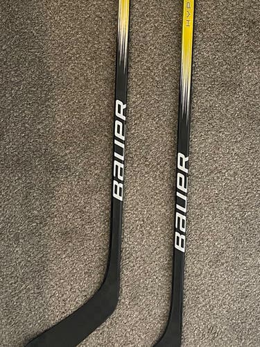 Senior Right Handed P90TM Pro Stock Vapor Hyperlite 2 Hockey Stick