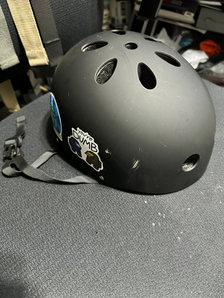Skateboarding Bike helmet Bluetooth Speaker