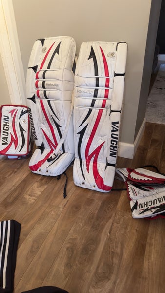 36" Regular Velocity V4 Goalie Full Set