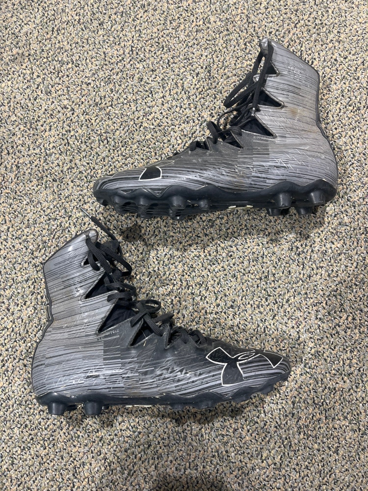 Used Men's Size 9.0 Under Armour Highlight Cleats