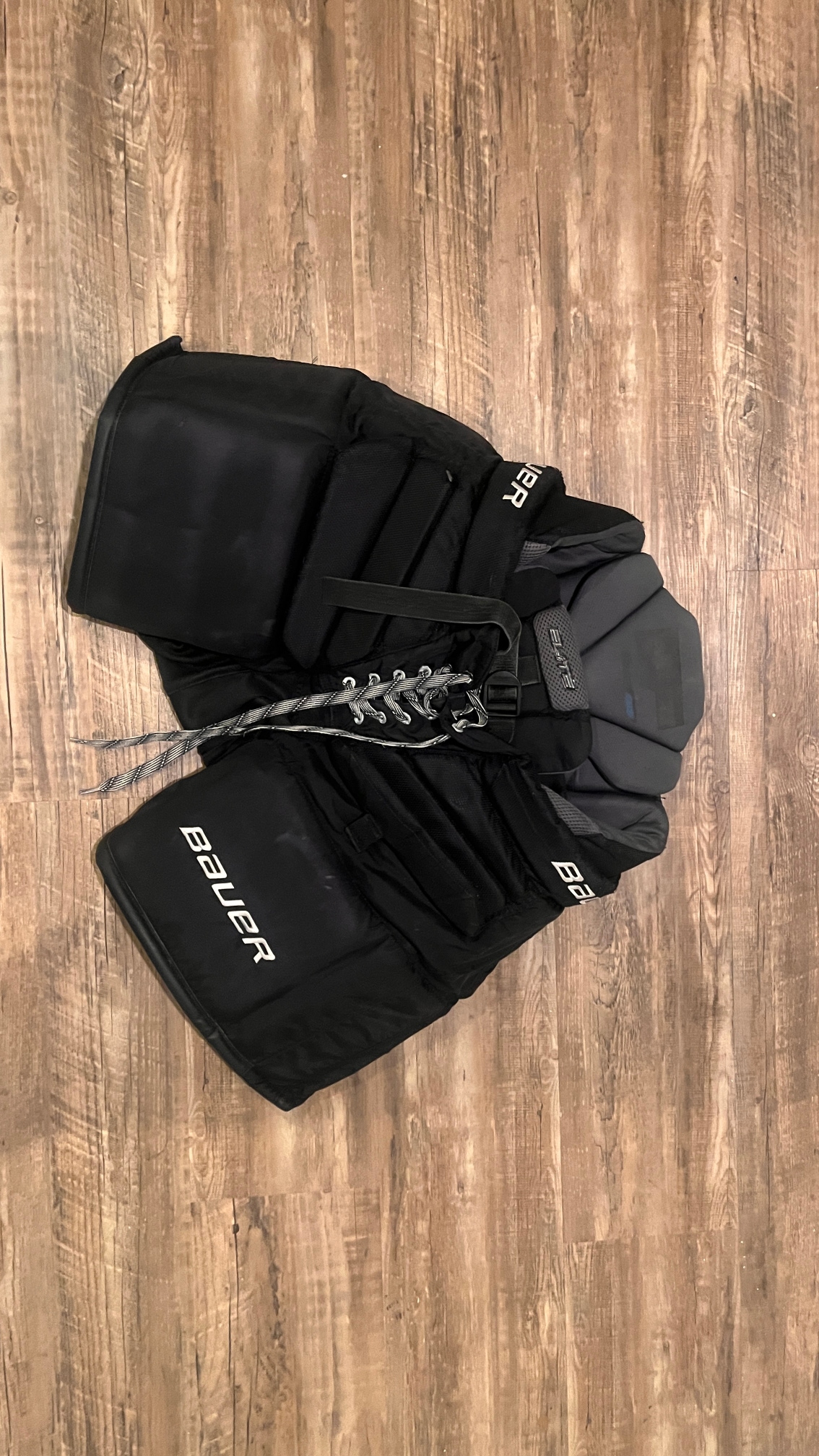 Intermediate Used Medium Bauer Elite Hockey Goalie Pants