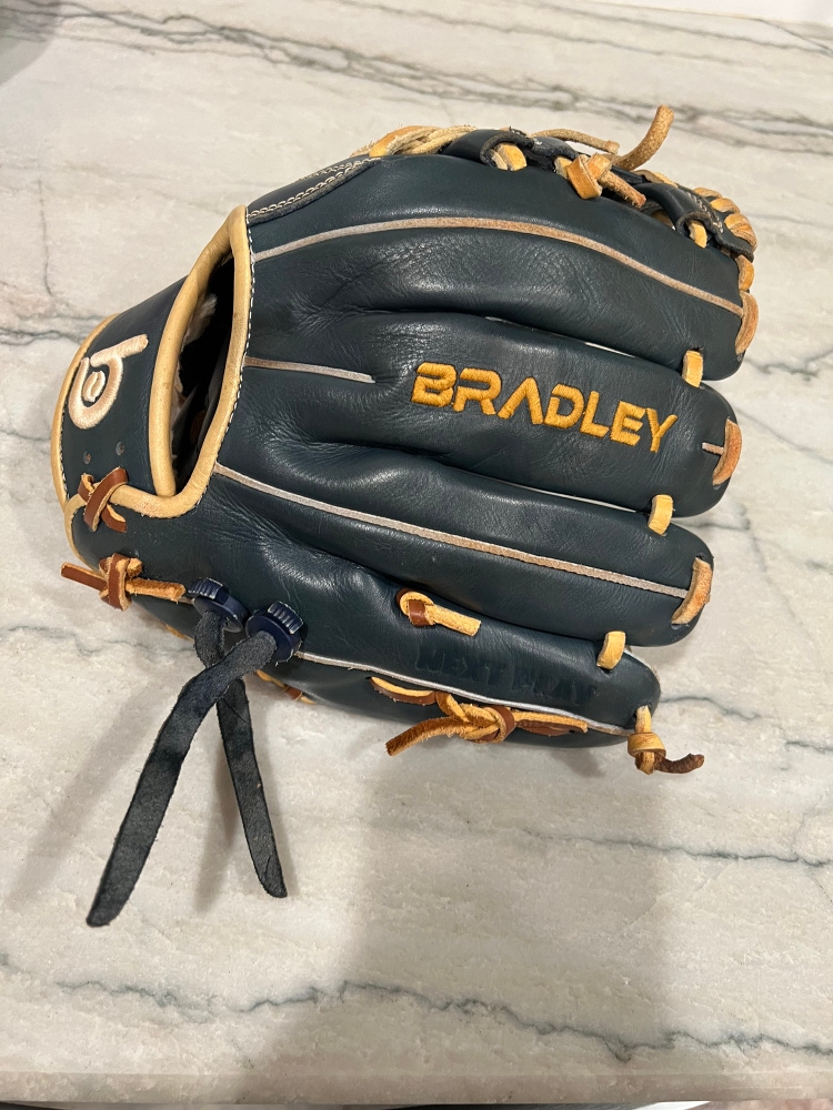 Bradley baseball glove