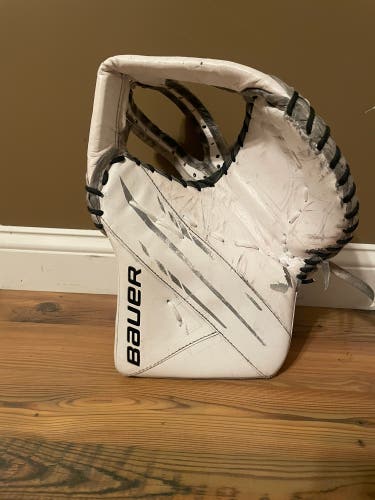 CUSTOM LACING, Message Me If You Want A Specific Color Pocket!!!!