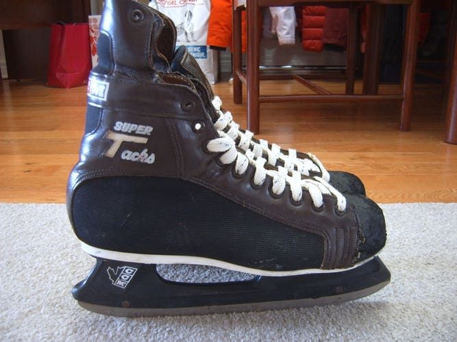 Hockey Skates-Vintage Good Condition 1980s' CCM Super Tacks Senior Ice Hockey Skates
