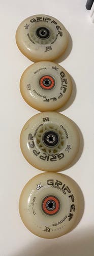 Labeda Crossover Gripper Inline Hockey wheels Set  Used Soft 76/80mm Hilo Set
