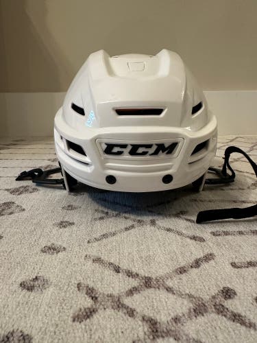 New Medium CCM Tacks 710 Helmet White