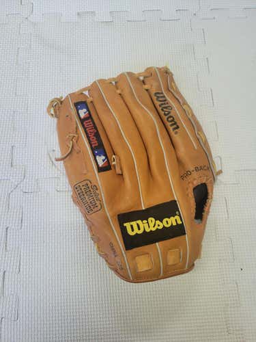 Used Wilson A2125 12 1 2" Fielders Gloves