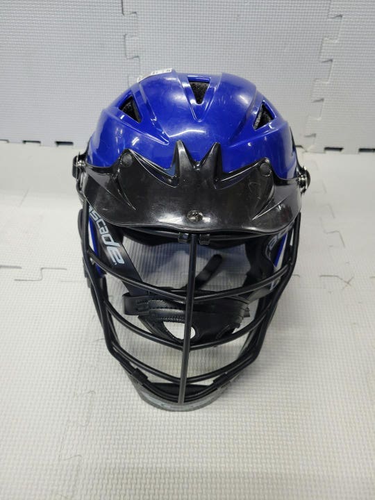 Used Cascade Cpv R One Size Lacrosse Helmets