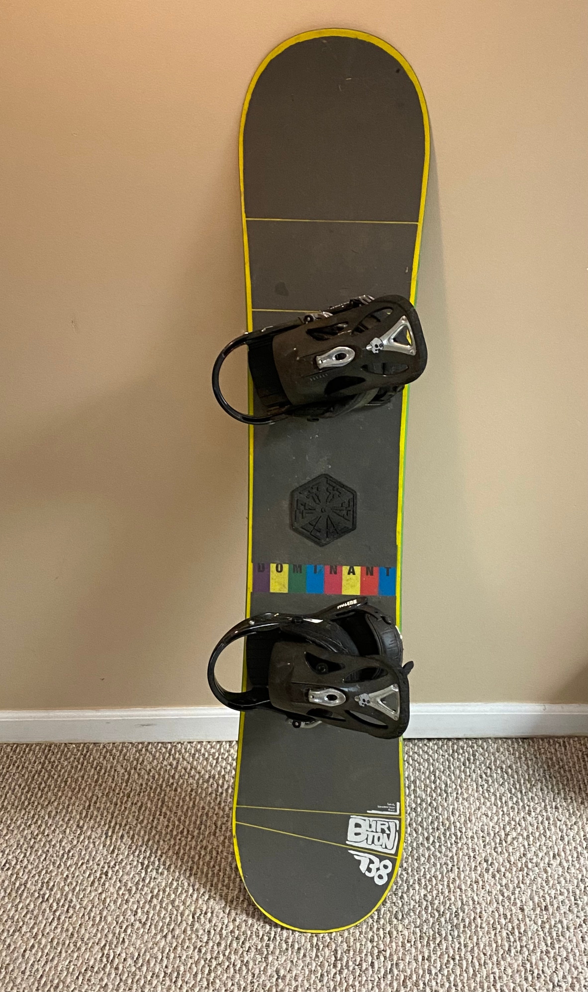 Used Burton Domgrom Snowboard Freestyle With Bindings 138cm