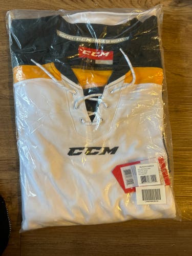White New Large CCM Jersey