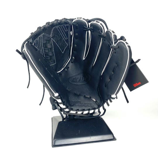 New Wilson A700fp 2024 Fastpitch Glove Right Hand Throw 12.5"