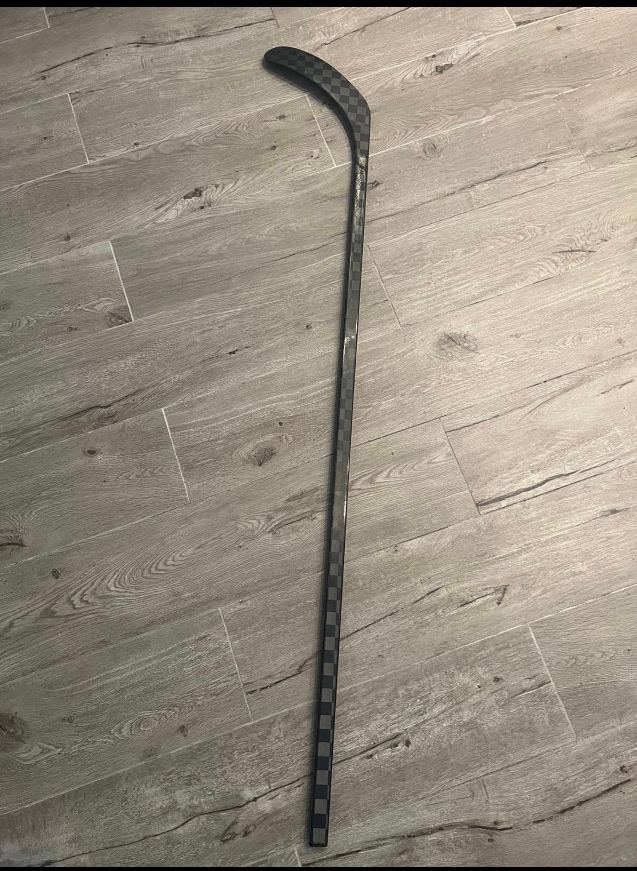 Intermediate Right Handed P92 Hockey Stick