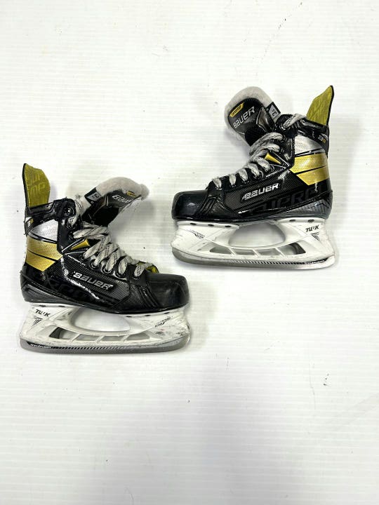 Used Bauer 3s D Width Junior 03.5 Ice Hockey Skates