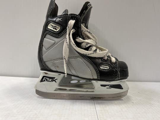 Used Bauer Supreme 300 Junior 01 Ice Hockey Skates