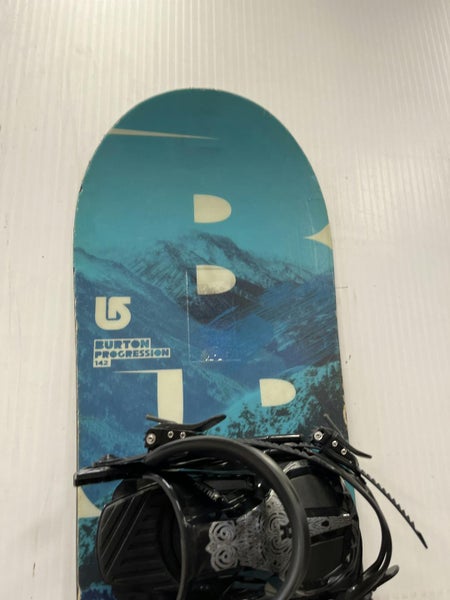 Used Burton Progression 142 Cm Men s Snowboards SidelineSwap