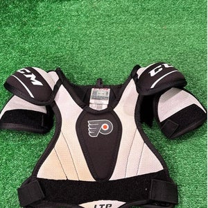CCM LTP Hockey Shoulder Pads Youth Large (L)