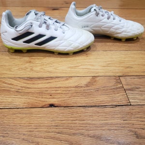 White Used Kids Men's 2.5 (Women's 3.5) Adidas Copa Cleats