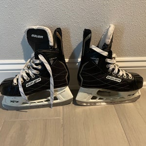 Junior Used Bauer Nexus 100 Hockey Skates Regular Width Size 2
