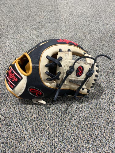 EXCELLENT CONDITION Rawlings Heart of the Hide Right Hand Throw Baseball Glove 11.5"