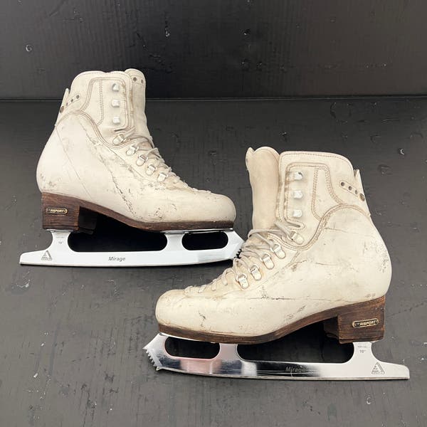 ウインタースポーツ Figure Skate shoes& blade Risport Figure Skates with Mirage Blades 10