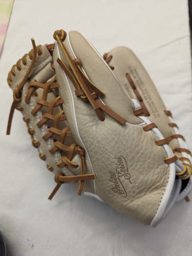 New Right Hand Throw Marucci Infield Oxbow Baseball Glove 11.75"