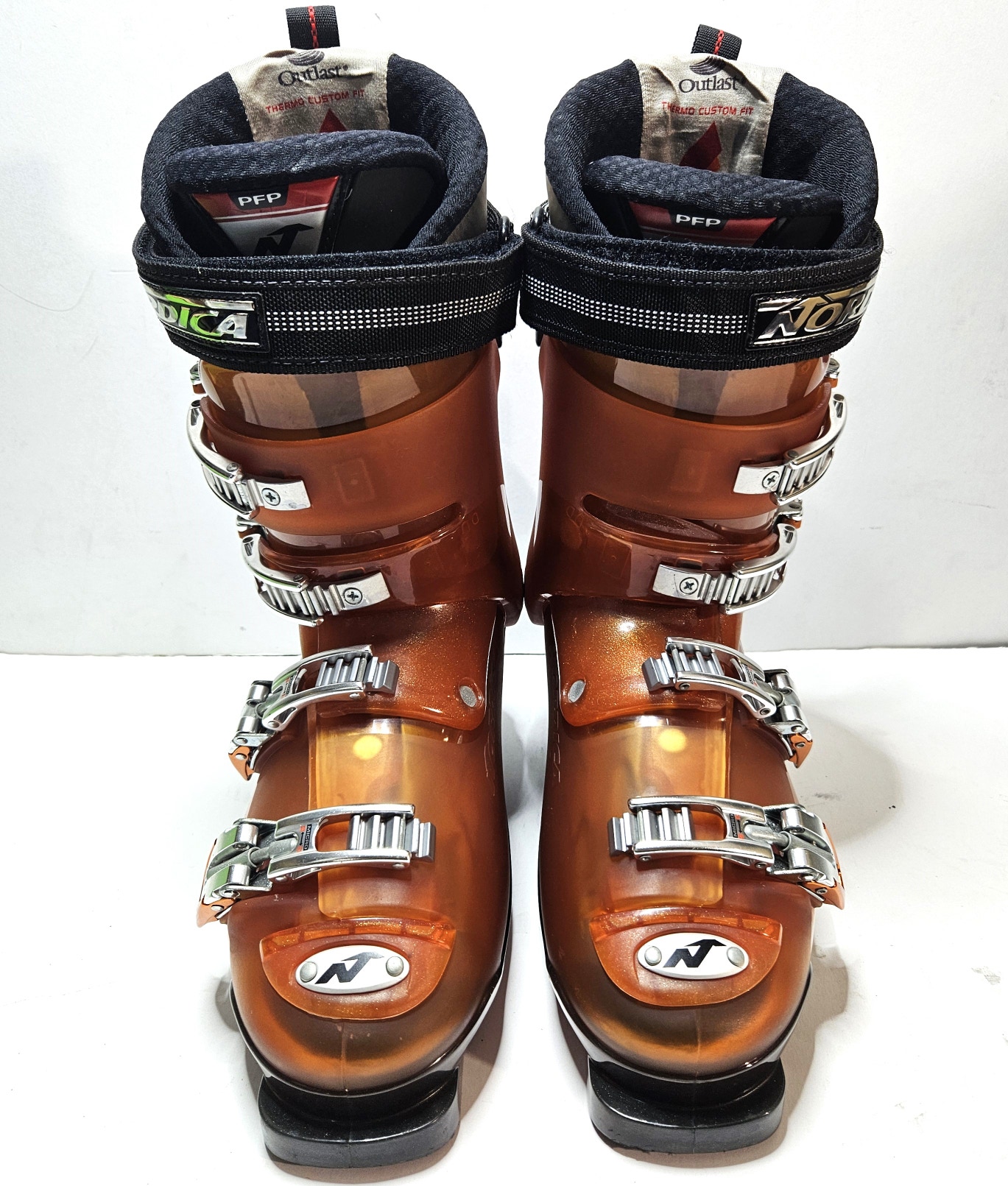 Used Men's Nordica Ski Boots Medium Flex