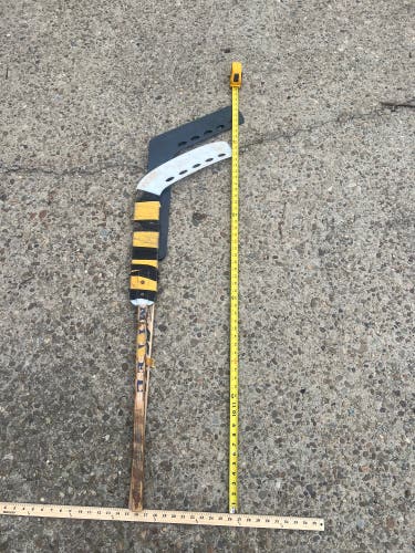 12 Hockey Sticks
