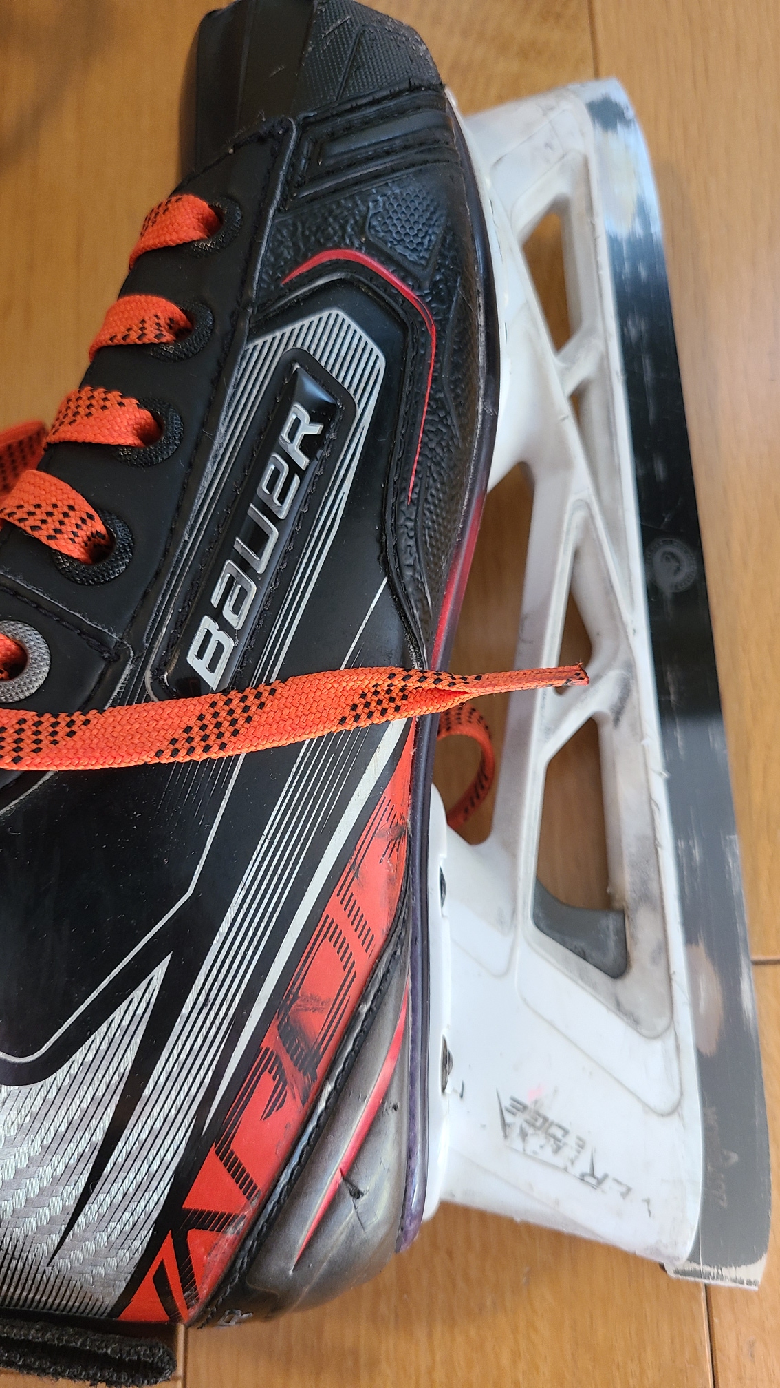 Upgraded Used Bauer Vapor X2.9 Hockey Goalie Skates Size 3.5 Regular Width