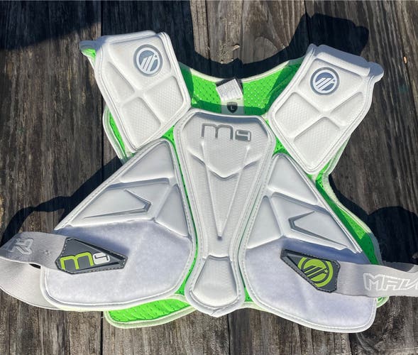 Maverik M4 Chest Pad size L