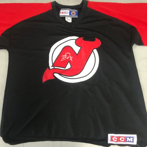 New Jersey Devils ZACH Parise autographed jersey