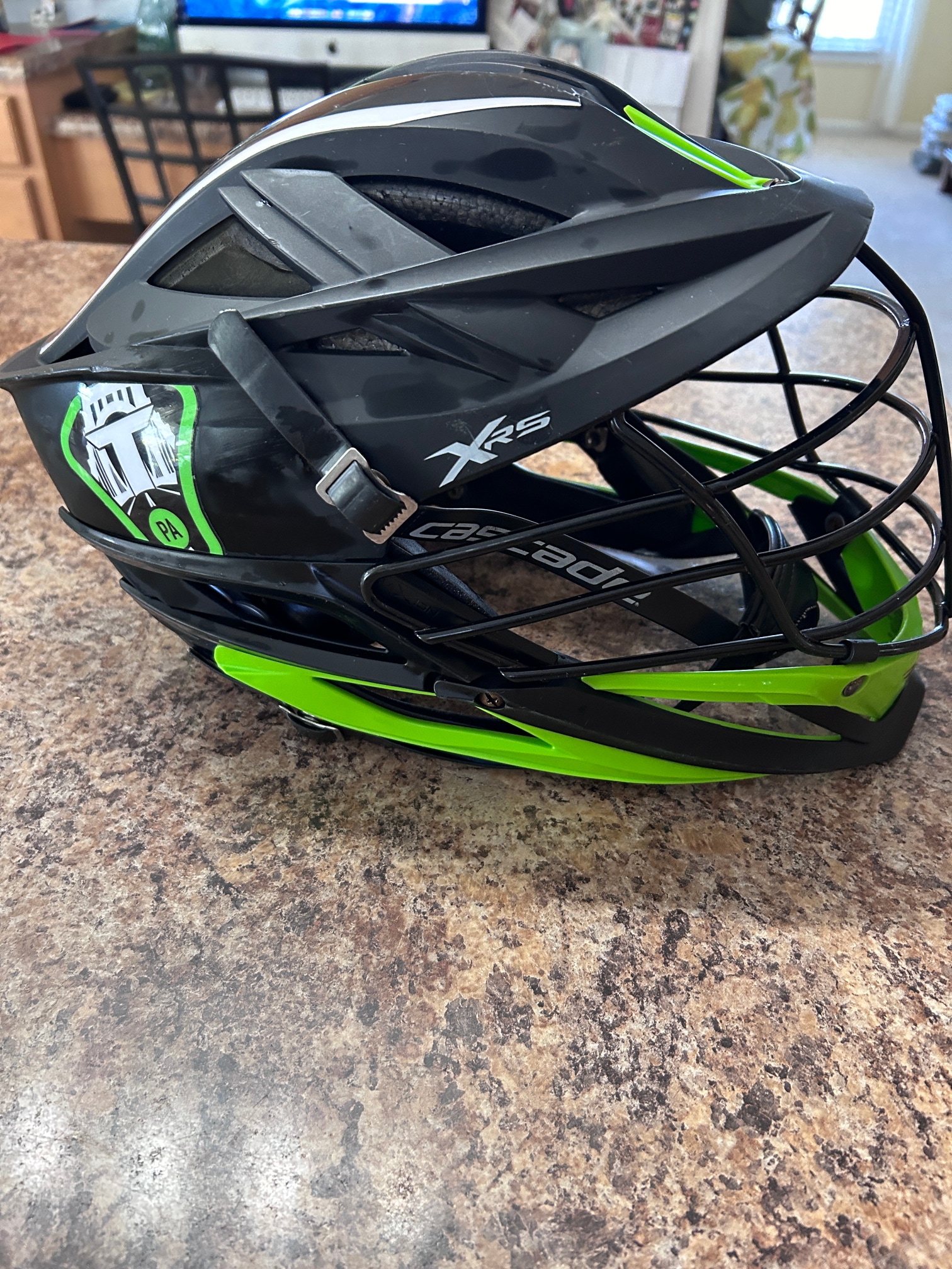 Used Lacrosse Cascade XRS Helmet