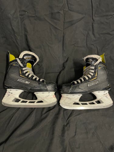 Junior Bauer Regular Width Size 2 Supreme S27 Hockey Skates