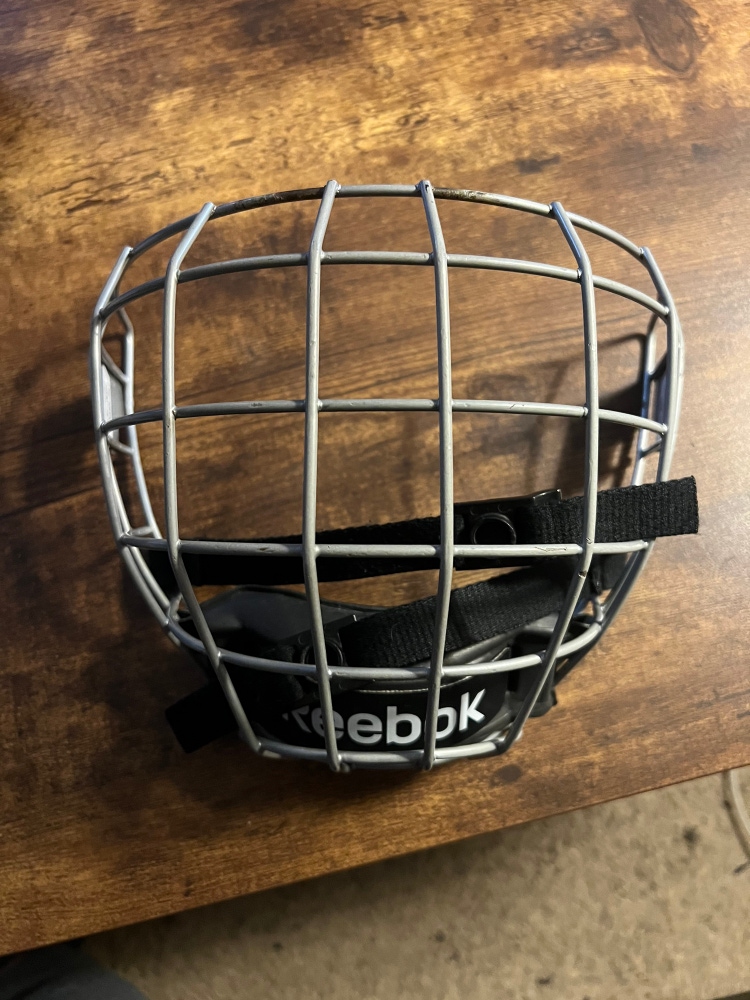 Small Reebok Full Cage