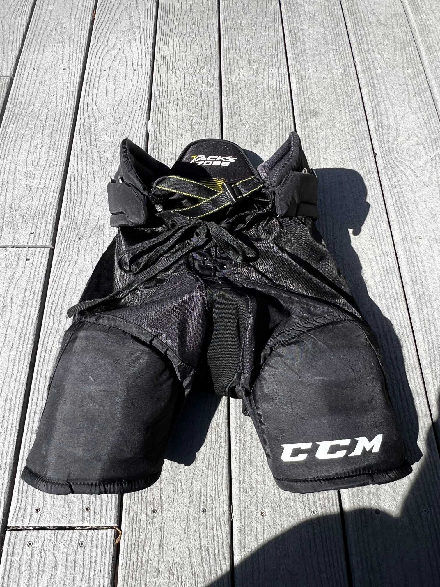 Junior Used Small CCM Tacks 7092 Hockey Pants